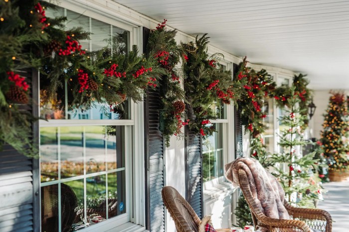 Christmas outside window decoration ideas