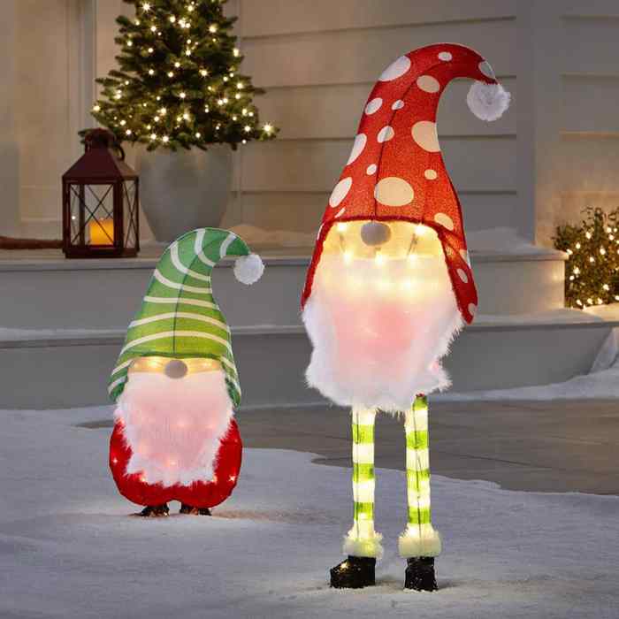 Outdoor christmas gnome decoration